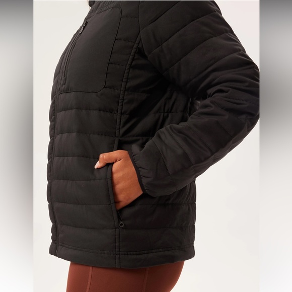 Girlfriend Collective Packable Puffer 4X - Picture 3 of 8